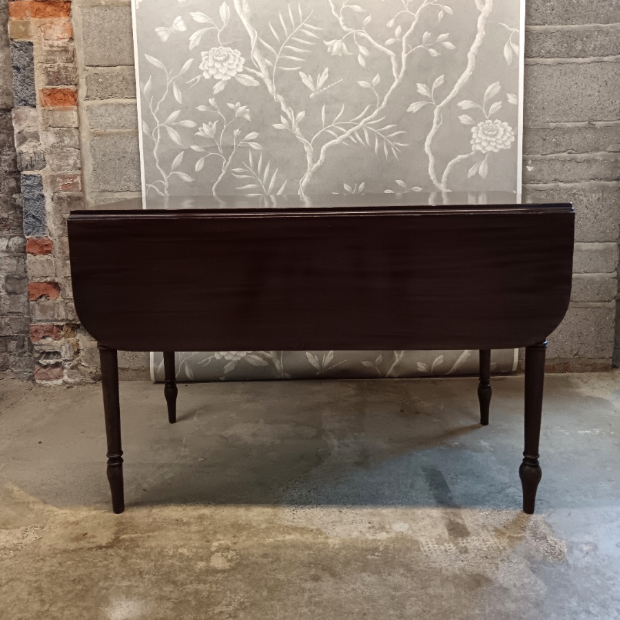 Pembroke Drop Leaf Table (19).jpg